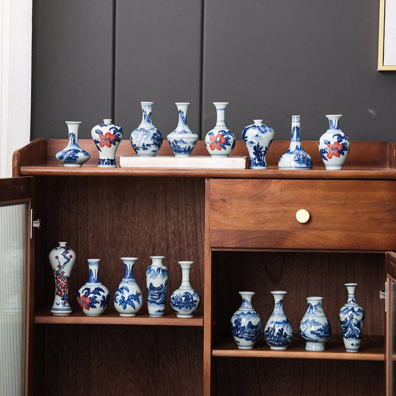 Hand-painted Blue and White Porcelain Vase