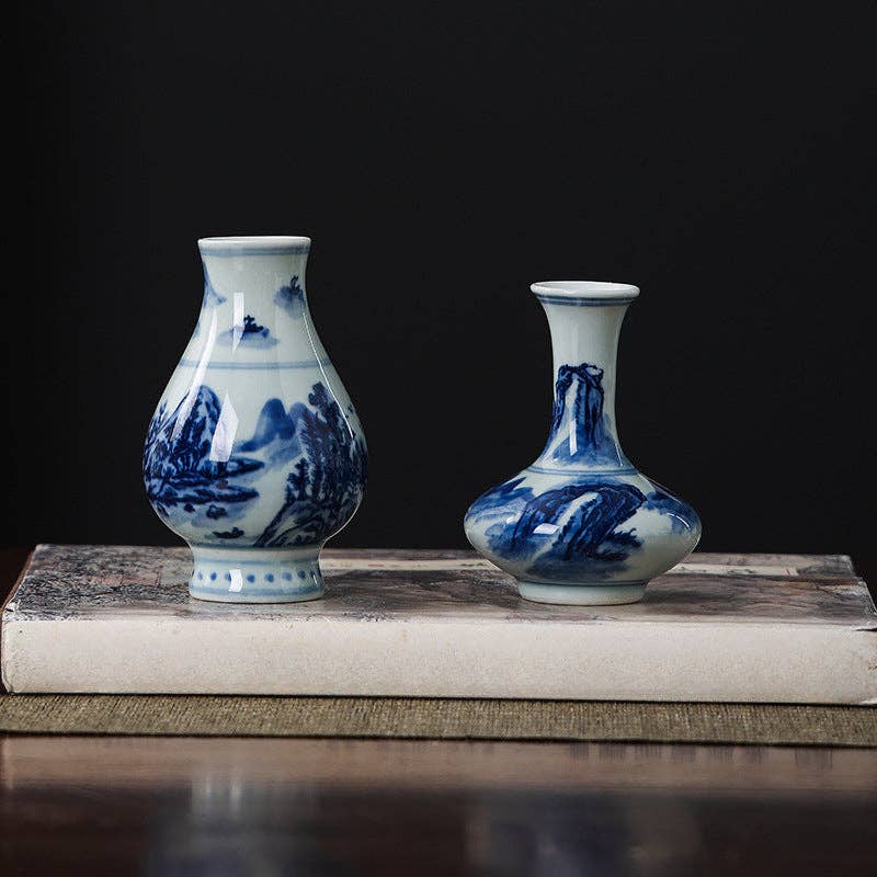 Hand-painted Blue and White Porcelain Vase