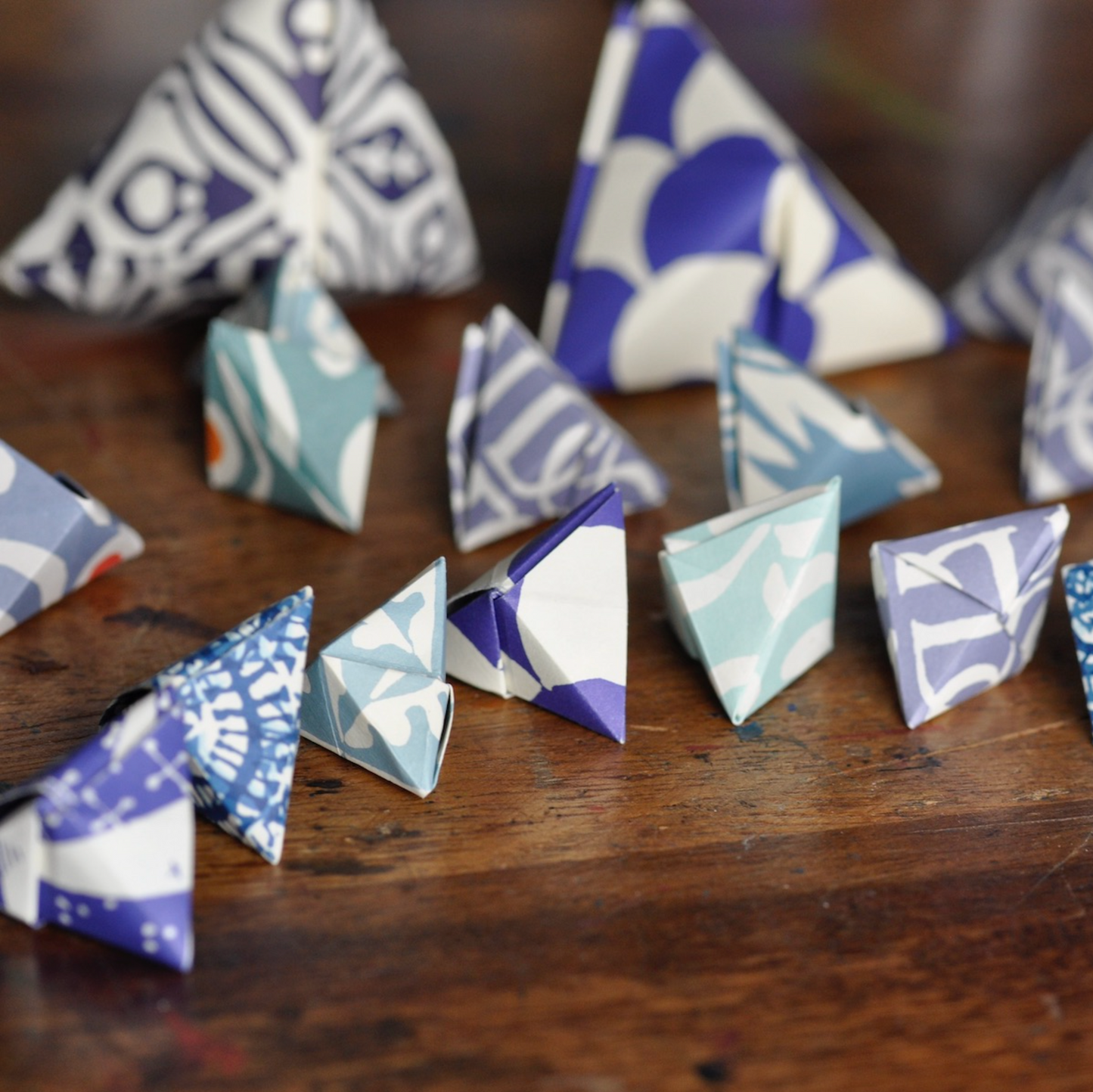 Origami Garland of Bobbles Kit