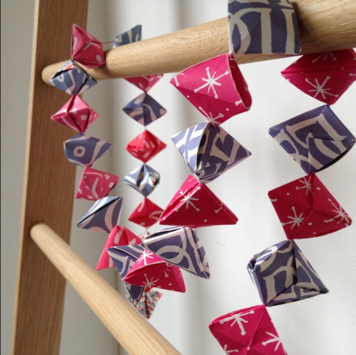 Origami Garland of Bobbles Kit