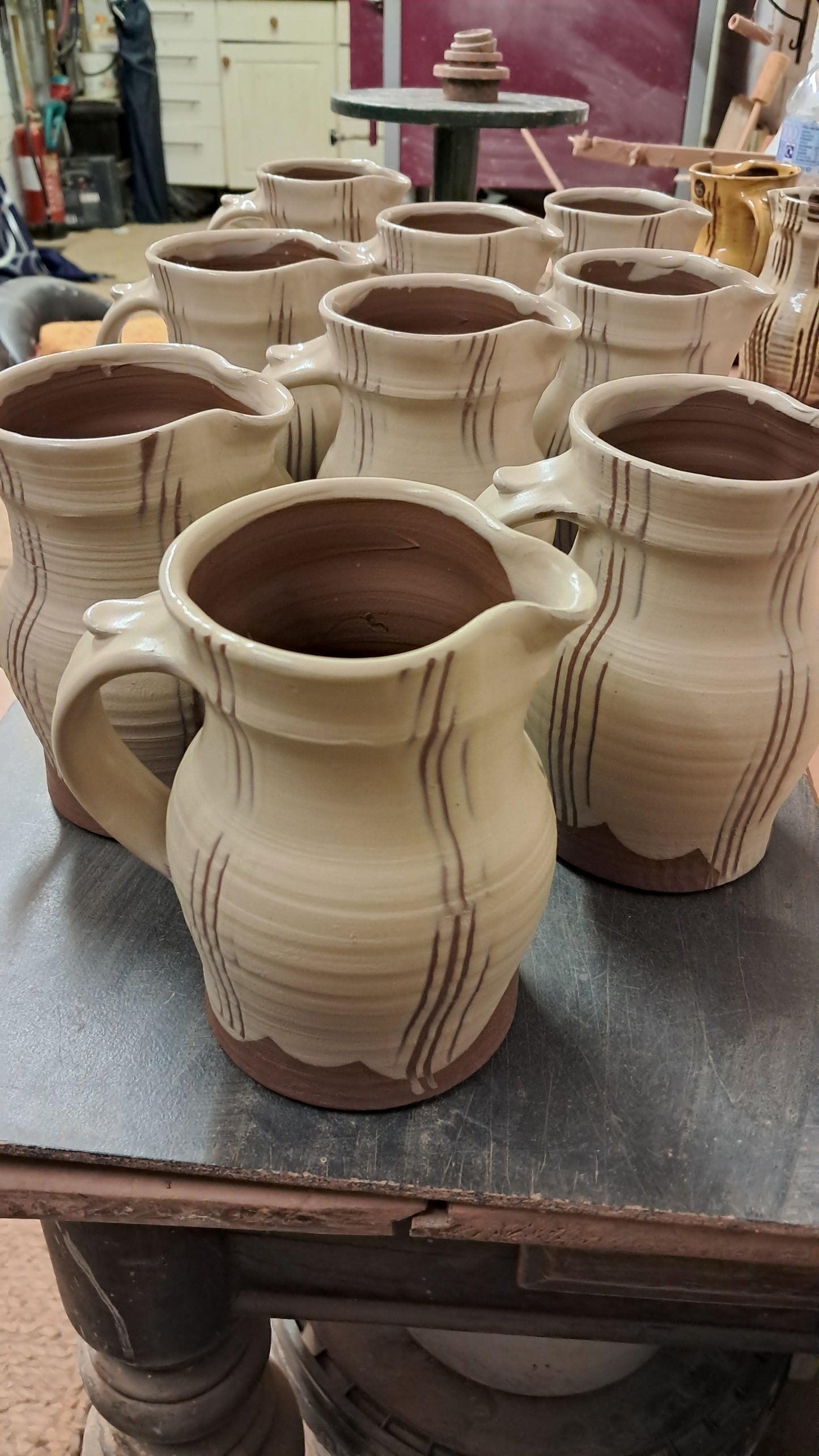 Slipware Baluster Jug - Cream/Green