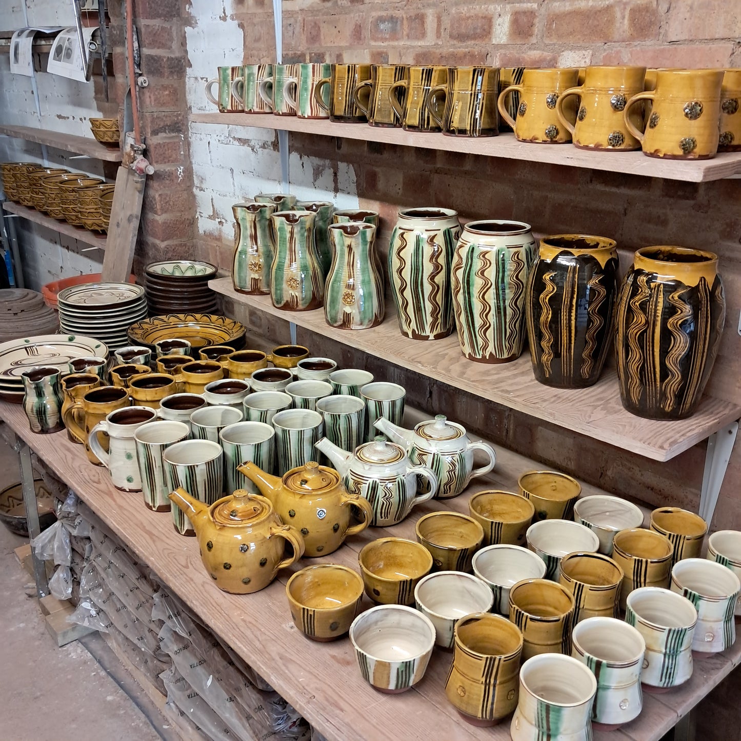 Slipware Mug - Amber Stripes