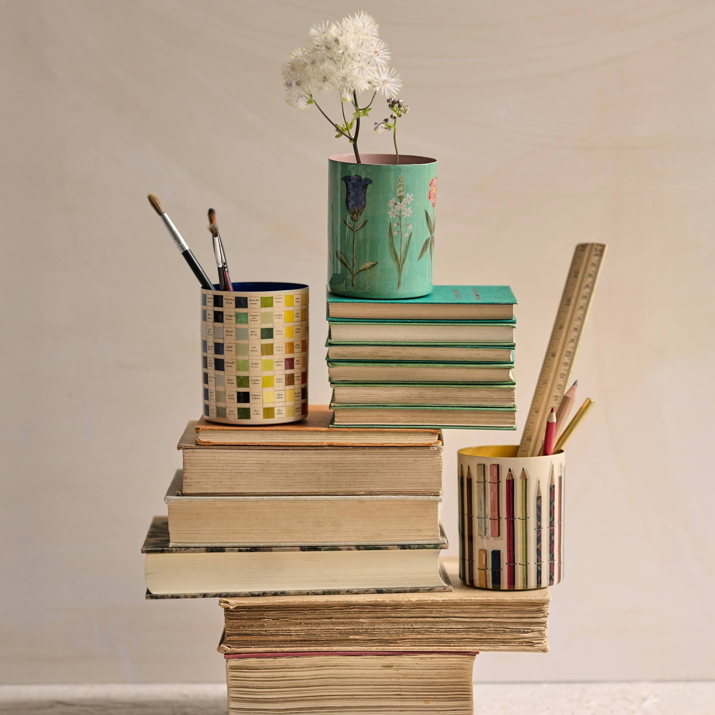 Enamel Everything Pot - Werner's Nomenclature of Colours