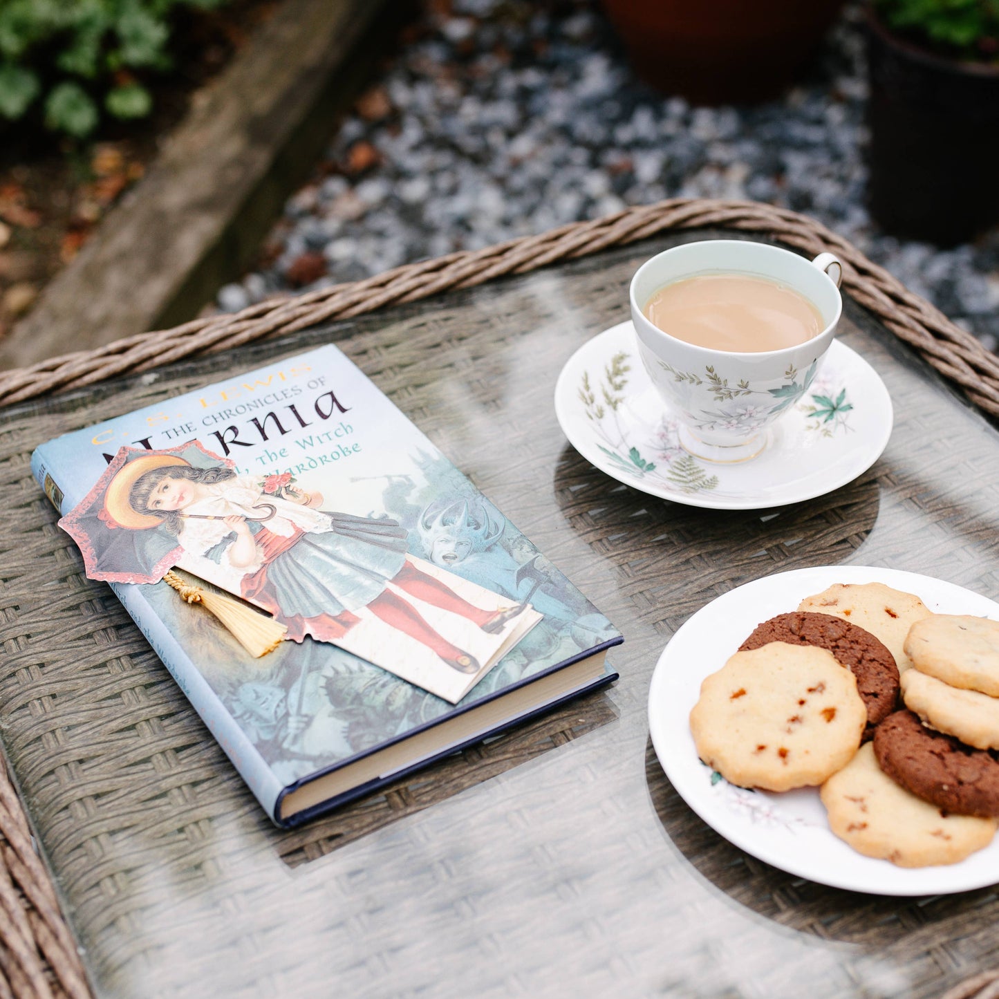 Victorian Child I Bookmark Card