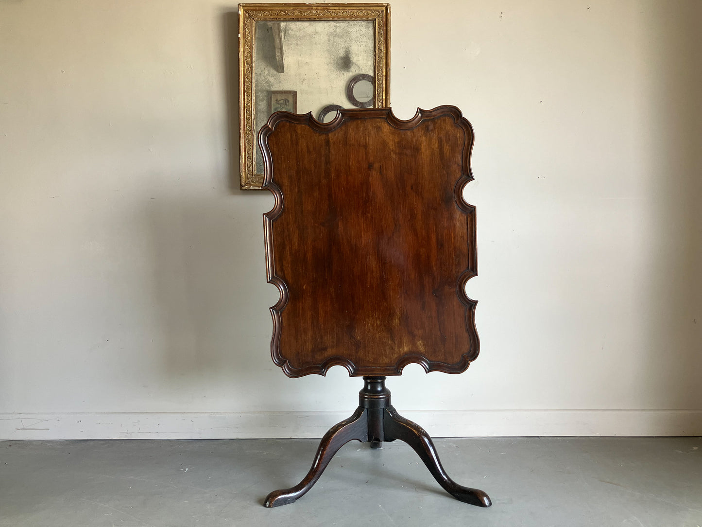 A George III Mahogany Tilt Top Table