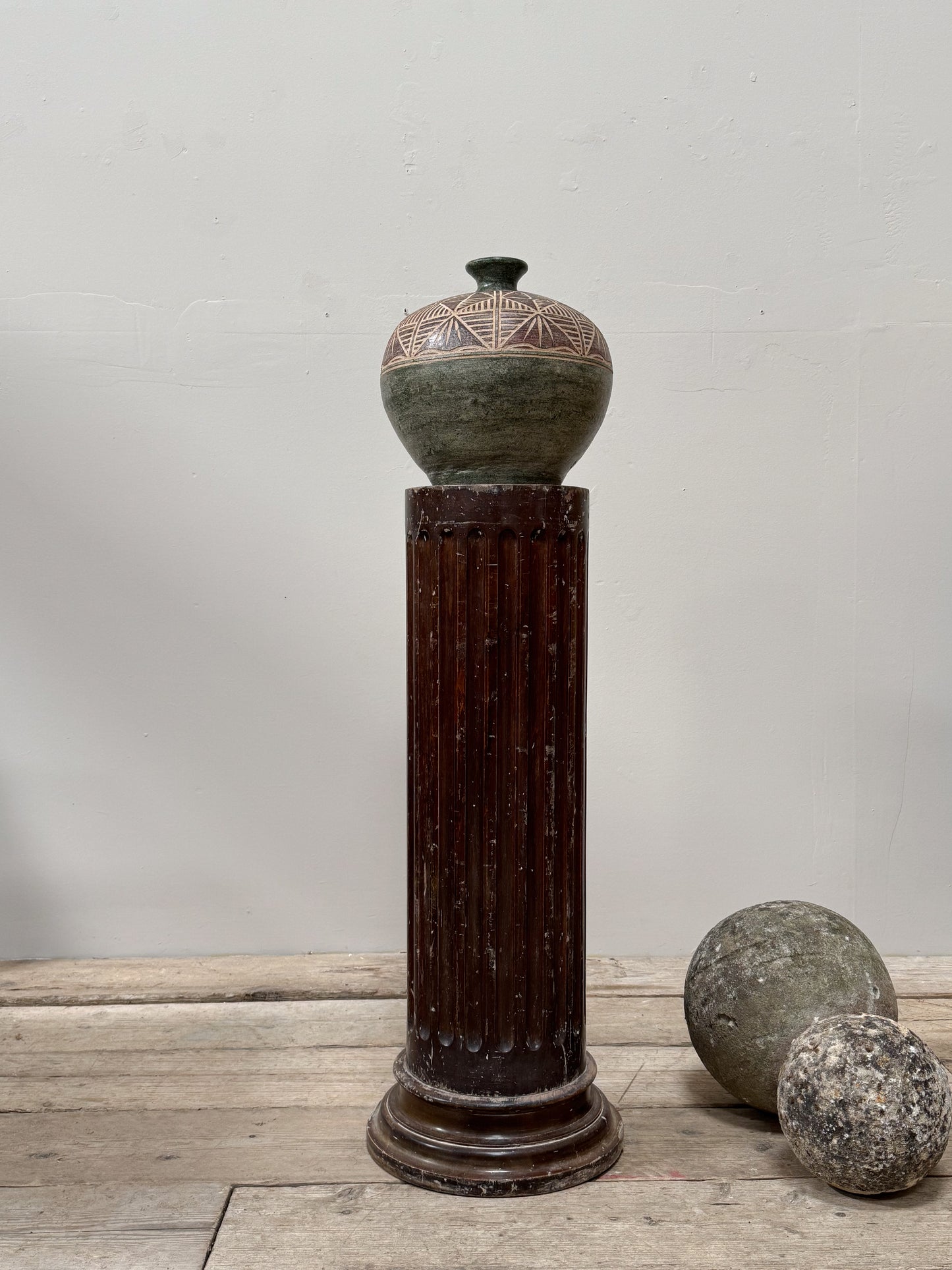 A Late 19th Century Pedestal Column Stand