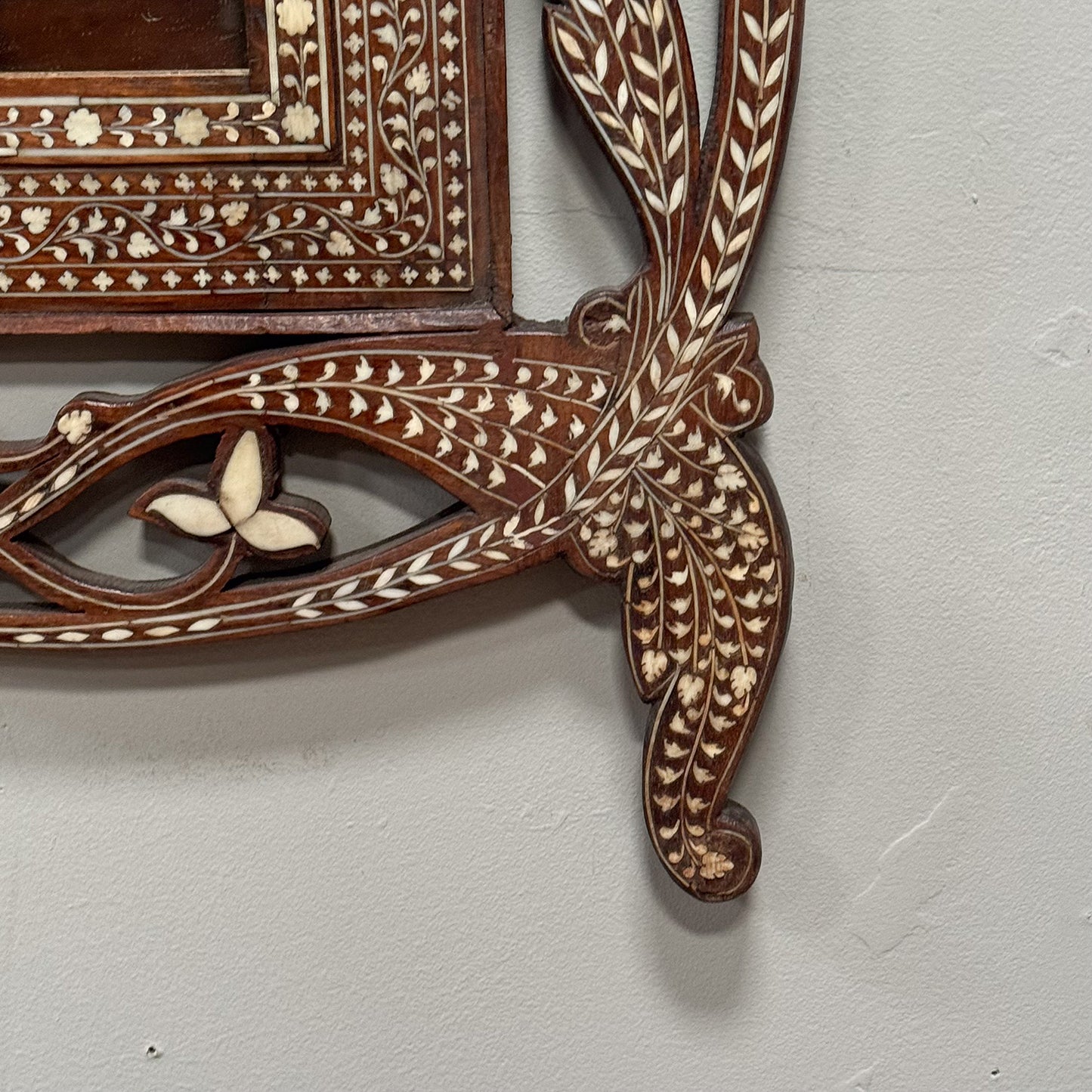 A Late 19th Century Inlaid Hoshiarpur Mirror