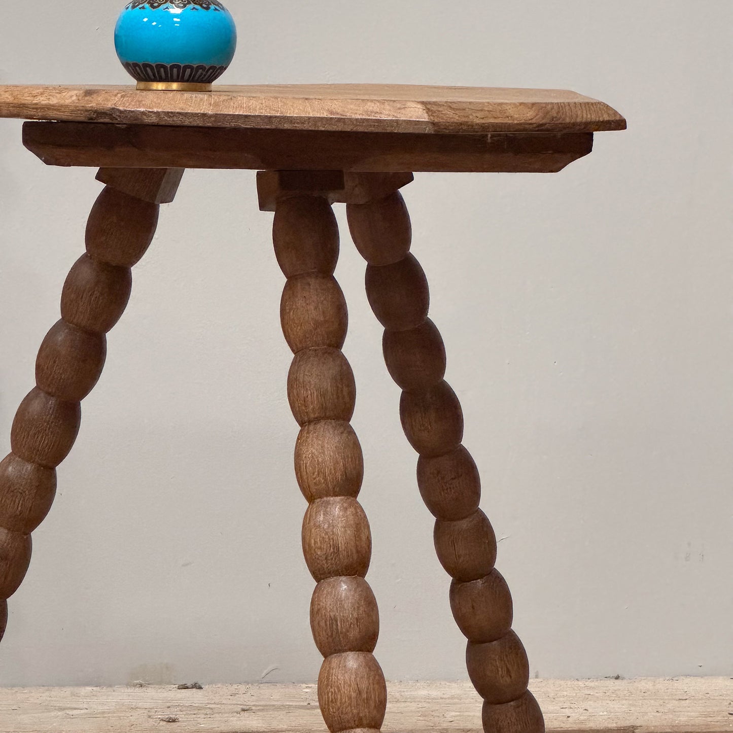 An Early 20th Century Oak Bobbin Gypsy Table