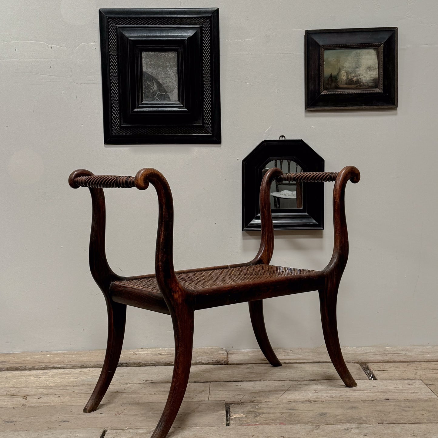 A Regency Mahogany Window Seat