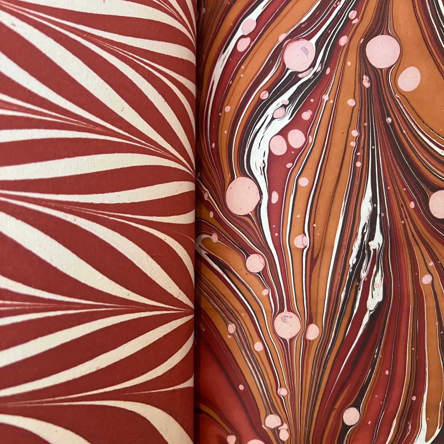 Marbled Wrapping Paper Set - Red