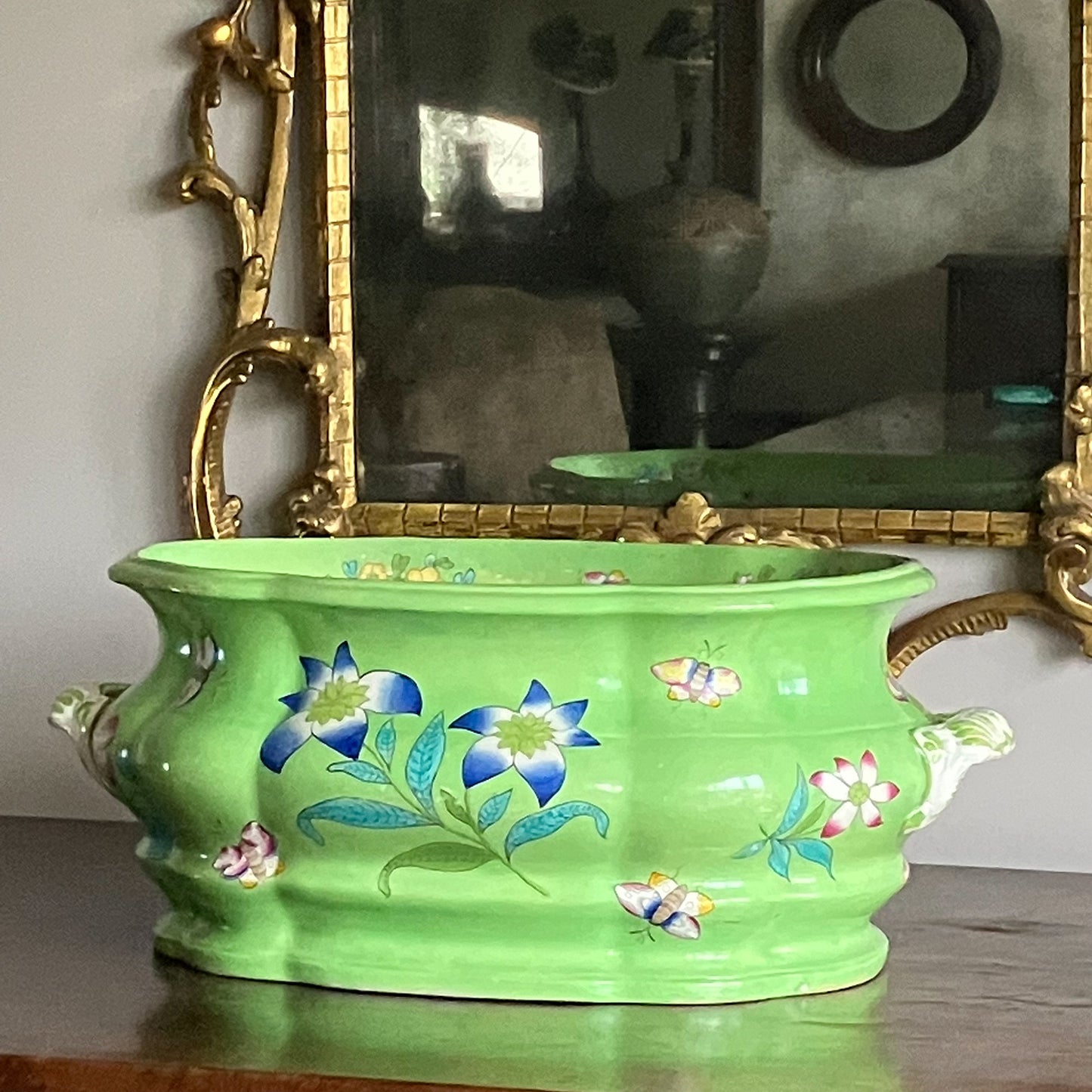 A Rare Early 19th Century Copeland & Garrett Foot Bath