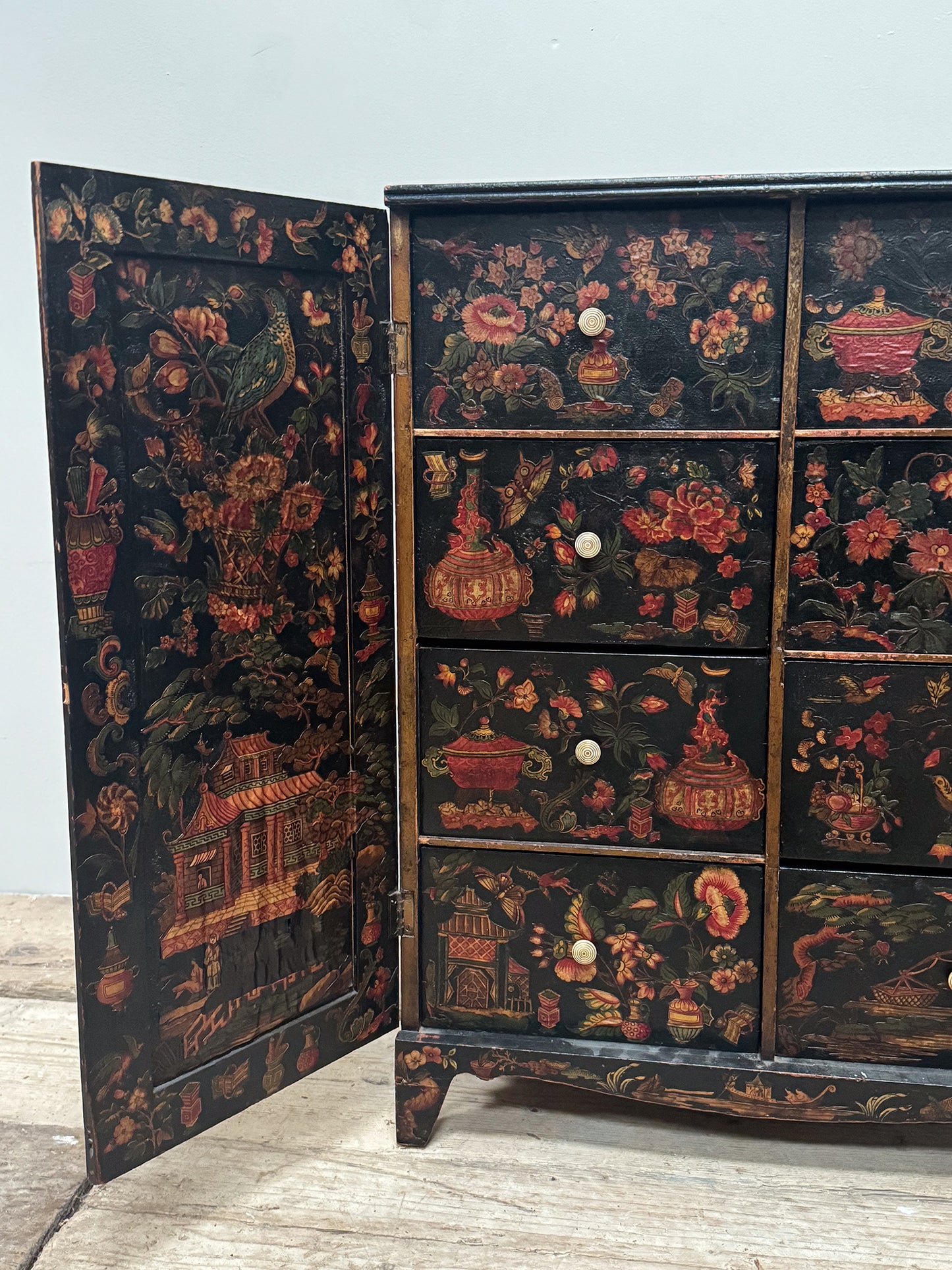 An Early 19th Century Découpage Chinoiserie Cabinet