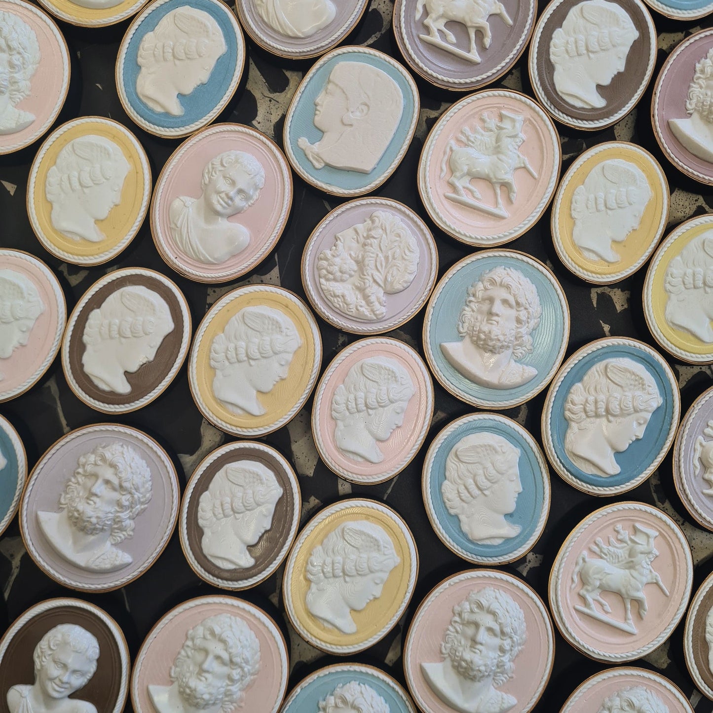 Intaglio Paperweight - Hercules