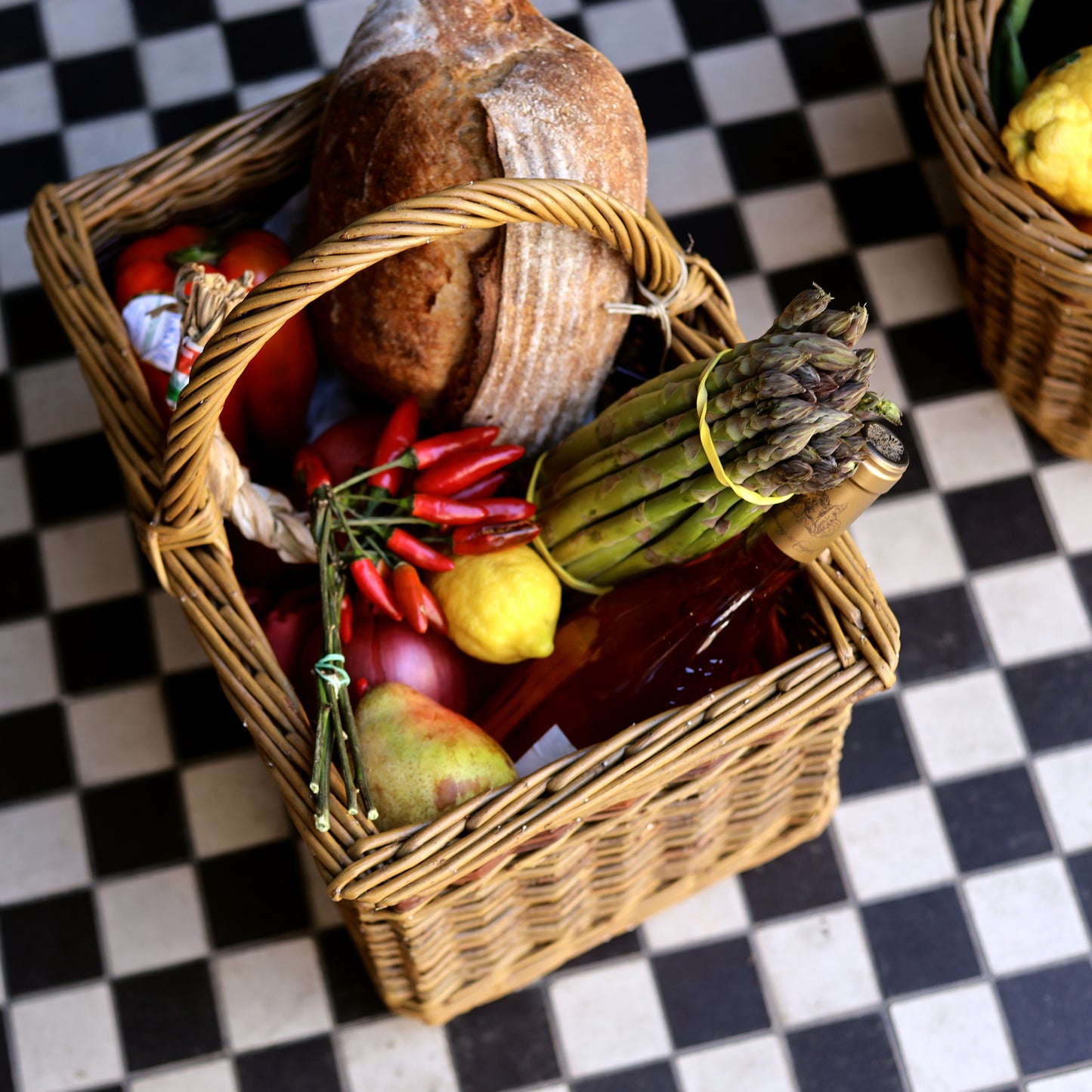 Square Shopper Willow Basket
