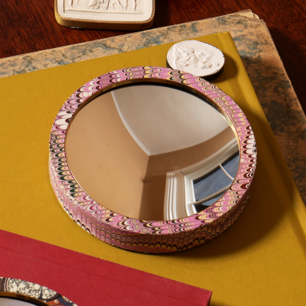 Simple Round Mini Concave Mirror - Pink Nonpareil