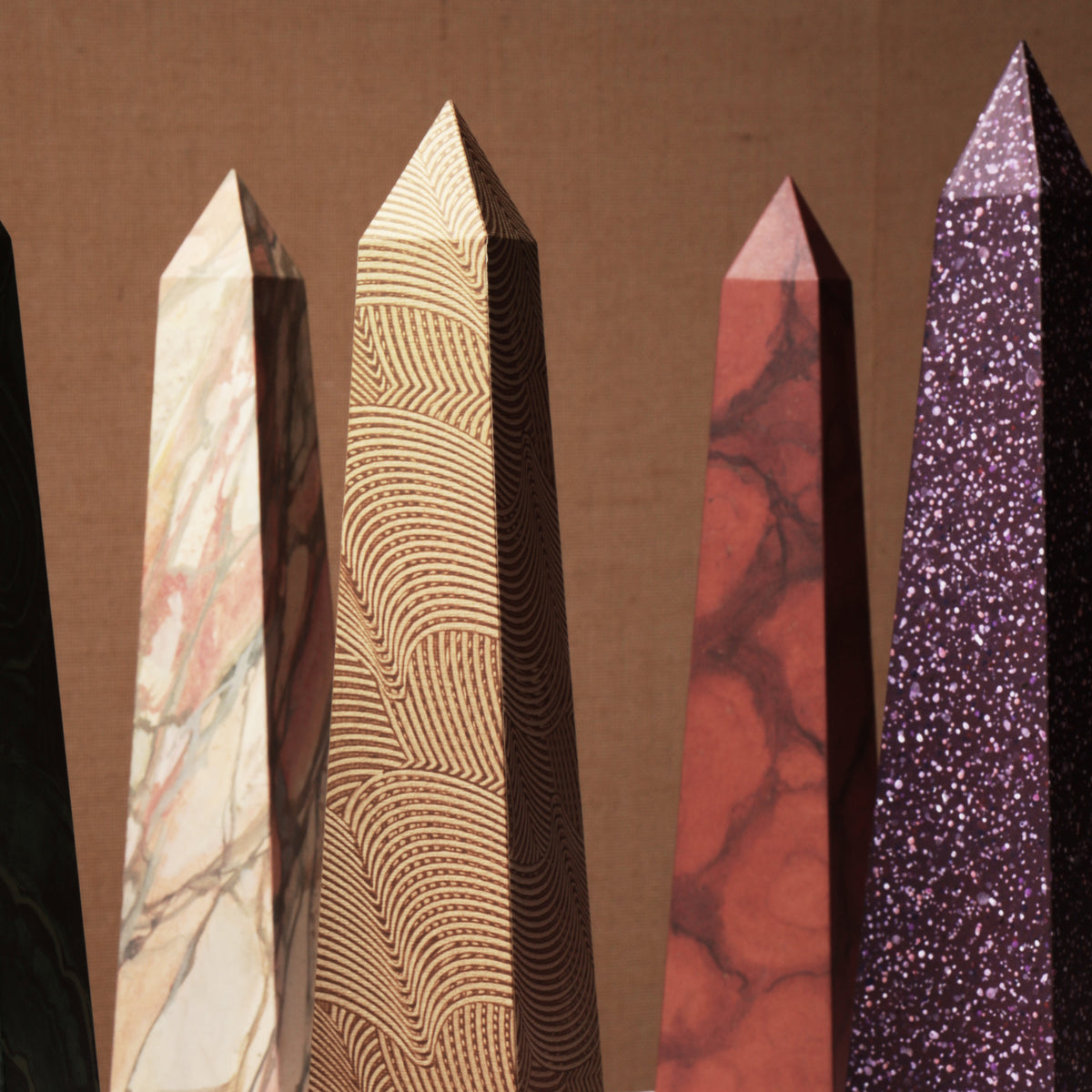 15" Obelisk - Norwegian Rose