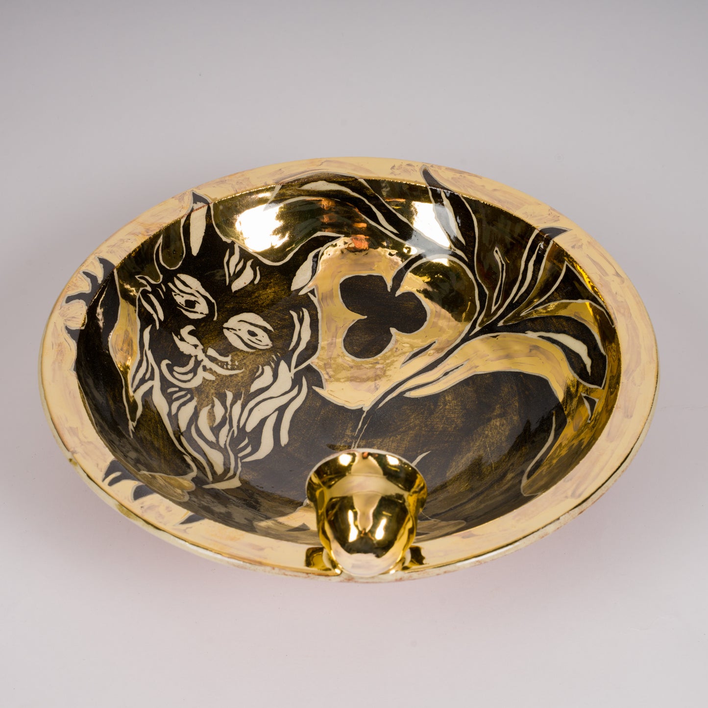 Gold Lion Bowl Sconce
