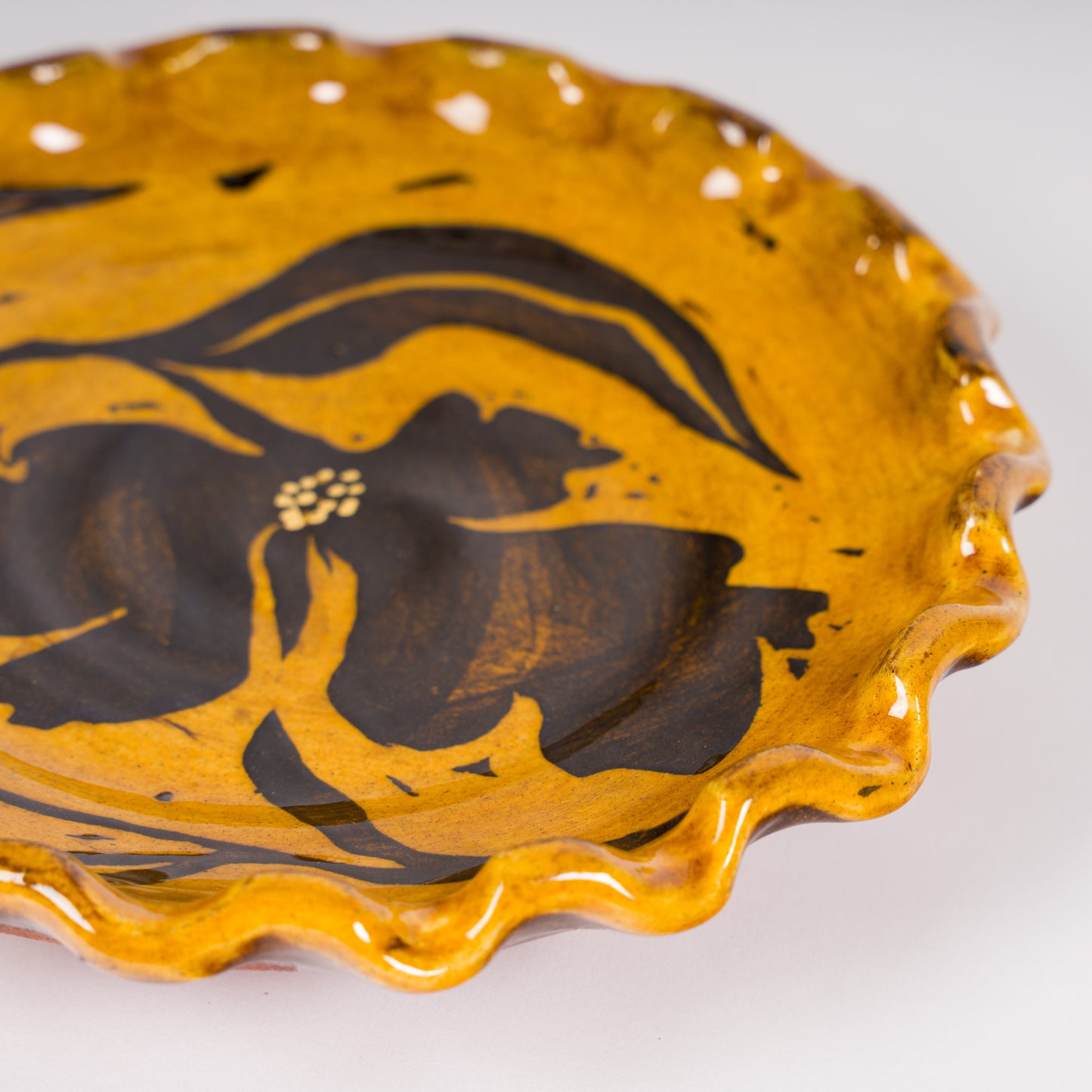 Frilly Honey Floral Hanging Plate