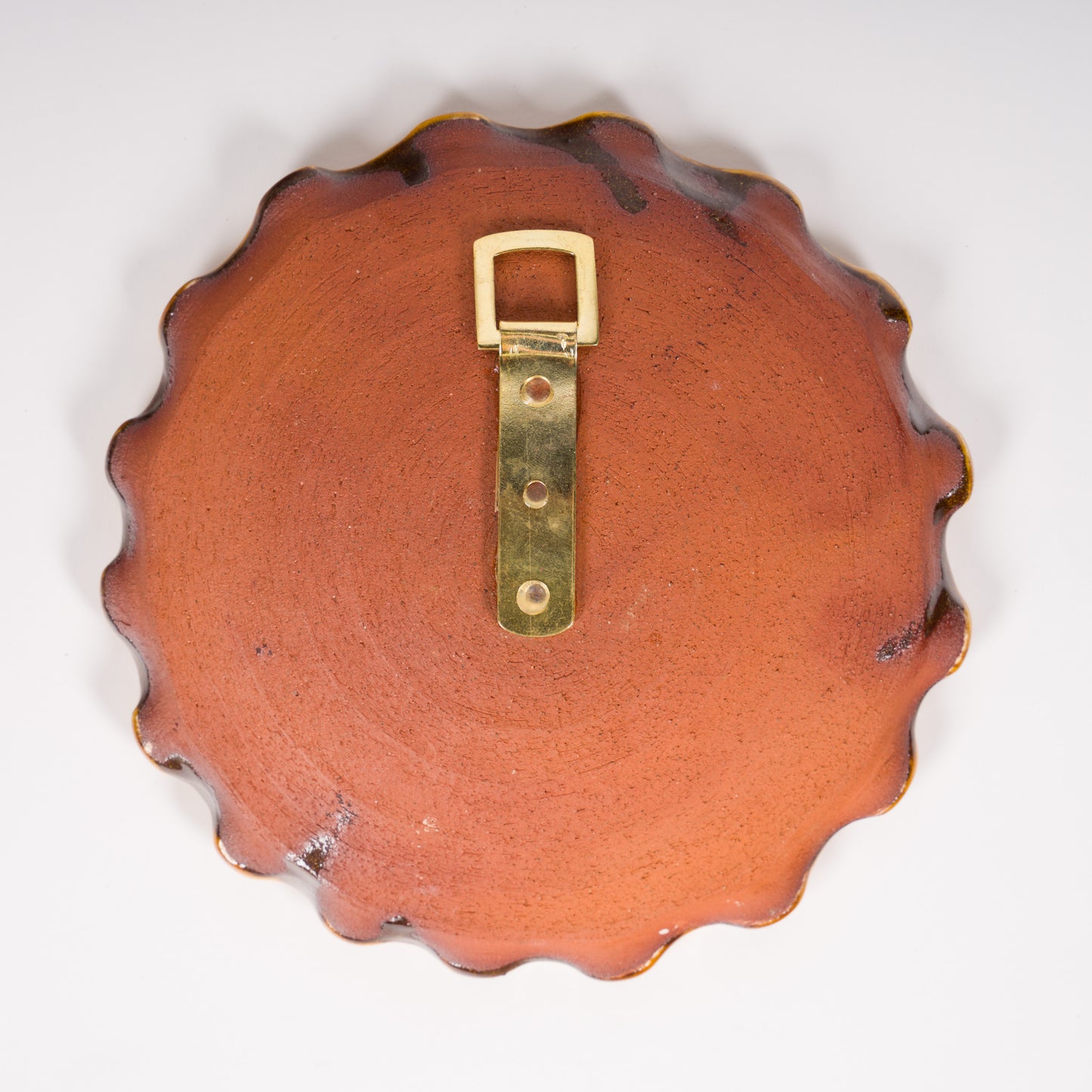 Frilly Honey Floral Hanging Plate