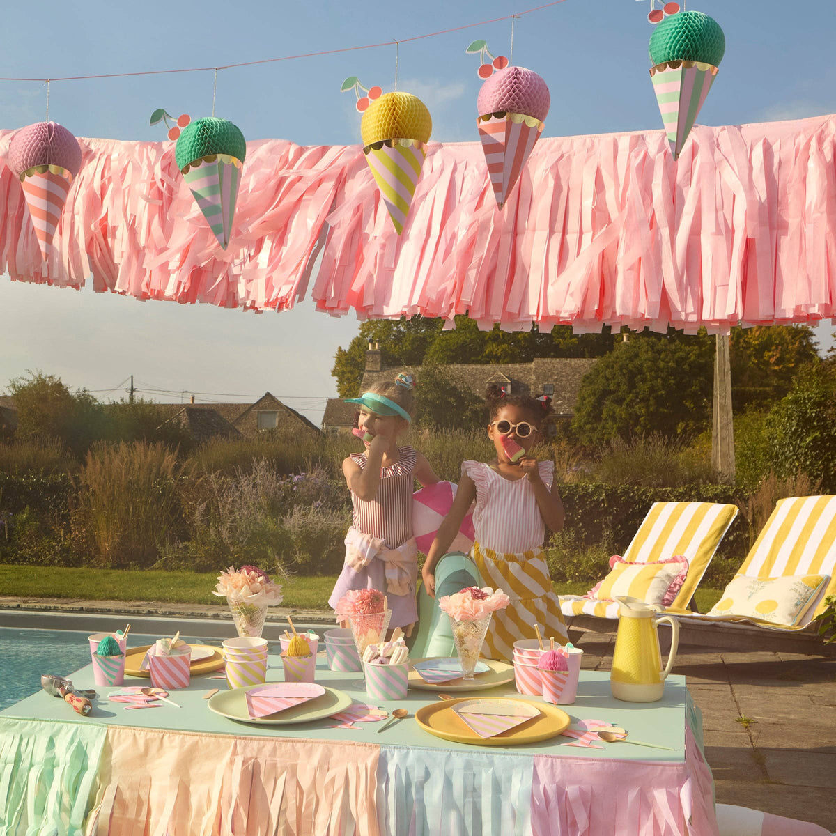 Pink Paper Fringe Garland - 7.5ft