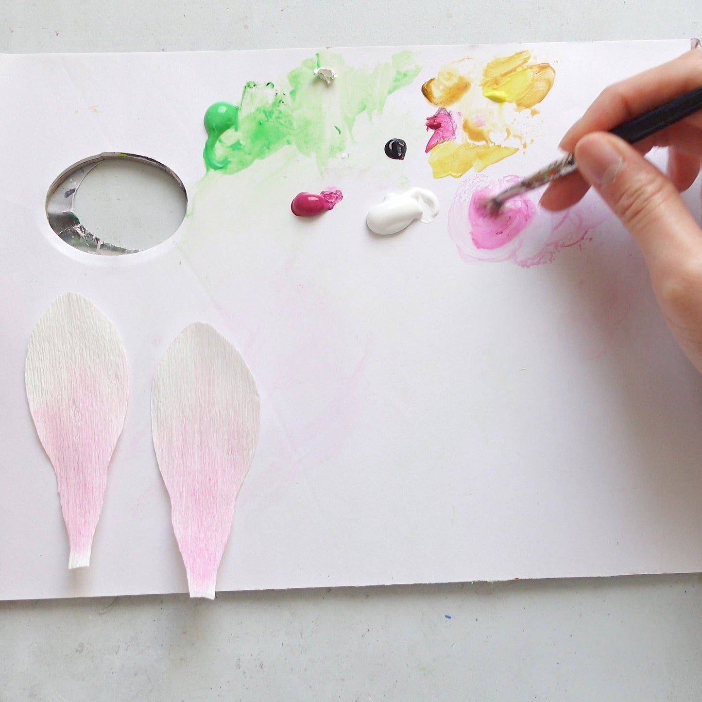 Make Your Own Crepe Paper Magnolia