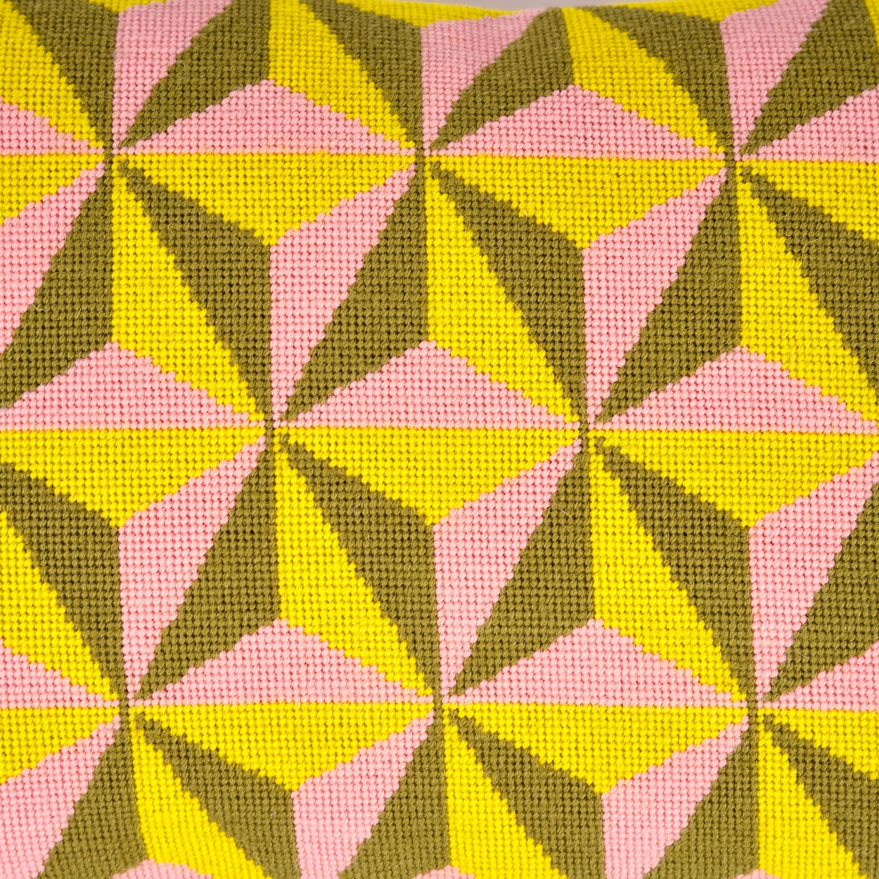 Tetrahedron Cushion - Yellow